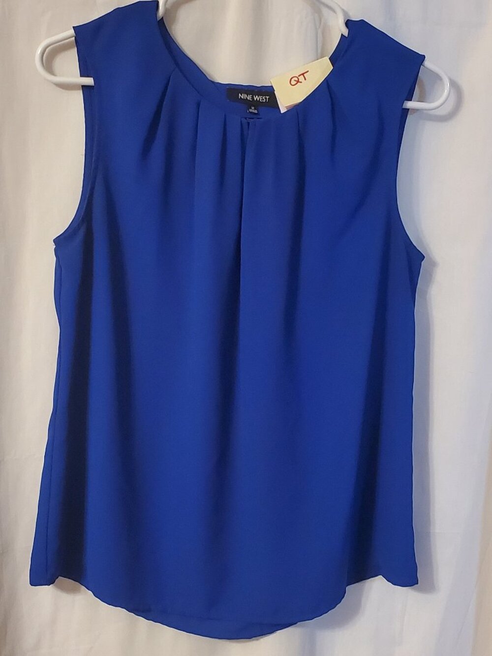 Nine West Women's Shell blouse Size: M Color: Blue  EUC!